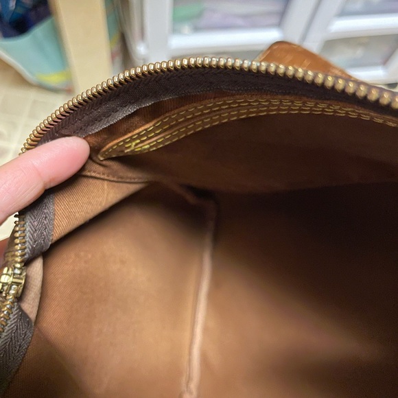 SOLD! Louis Vuitton Monogram Speedy 30 & Wallet! - Picture 9 of 15